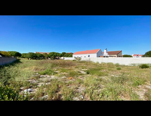 681M² VACANT LAND FOR SALE IN PORT OWEN